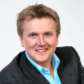 Aled Jones MBE